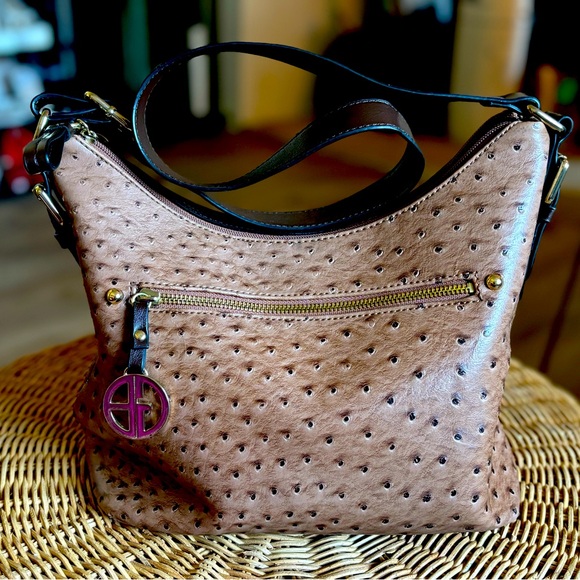 GIANI BERNINI OSTRICH SKIN SHOULDER BAG - Picture 1 of 11